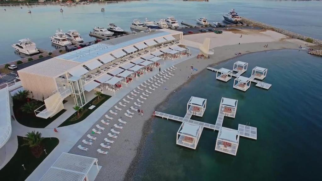 Apartments A&T Sukošan Esterno foto