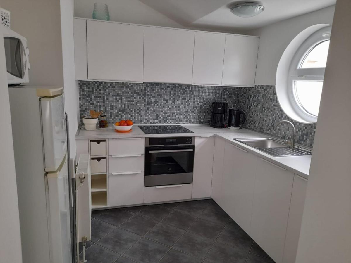 Apartments A&T Sukošan Esterno foto